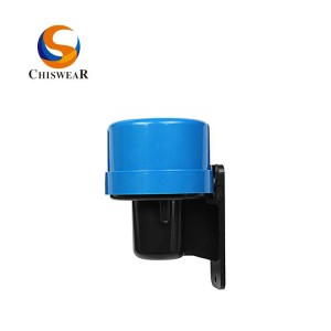 Custom JL-205 Series Twist Lock Photocontrol and JL-210K Receptacle 110-227VAC