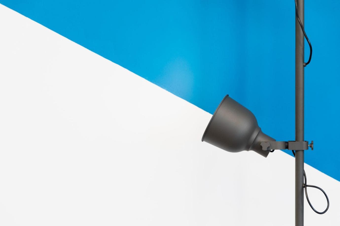 Adjustable Lux control for light lamp post