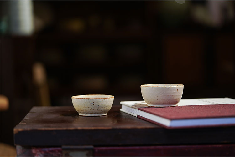 Pottery-Stoneware-Tea-Bow_03